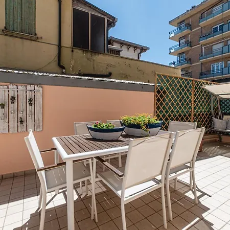 4 Family Baviera 24 Apartman Cattolica